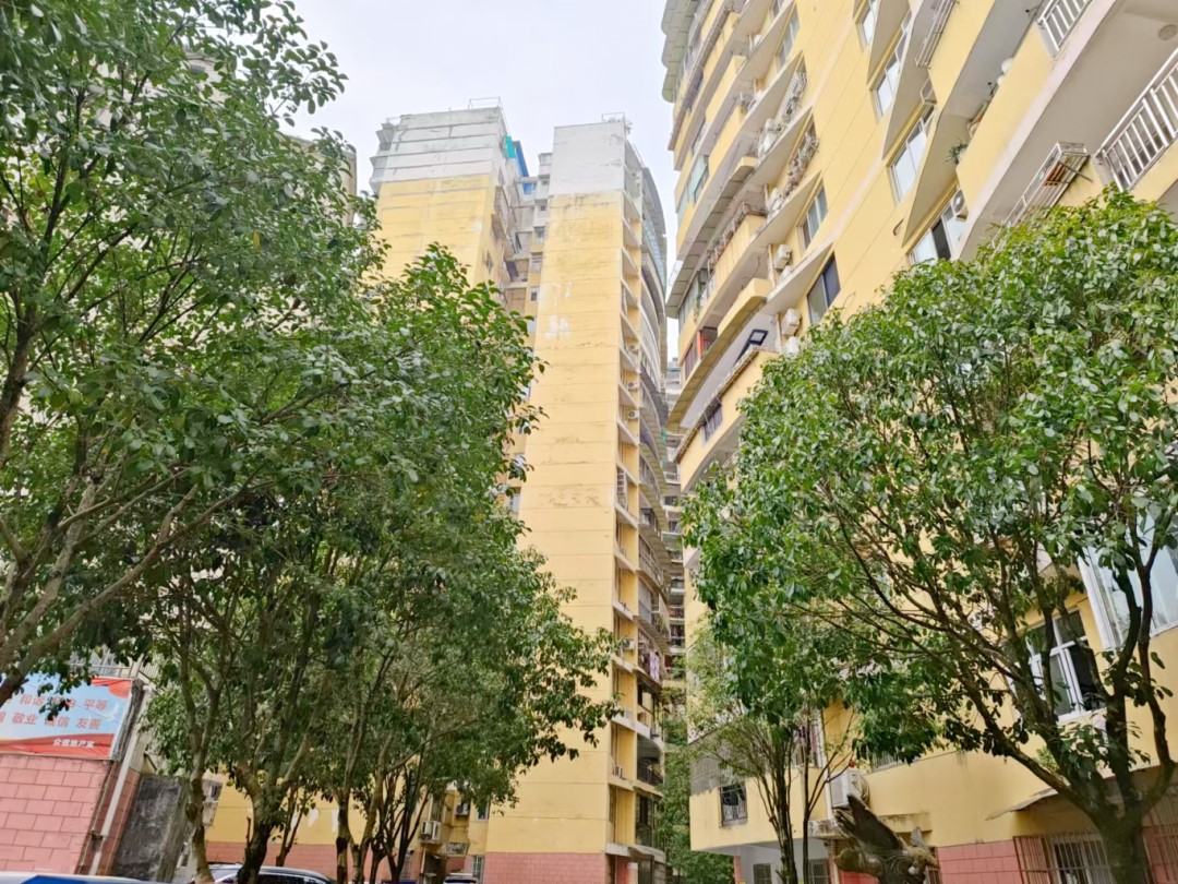 "Sunshine Garden" and "Xidu Fengqingyuan" communities